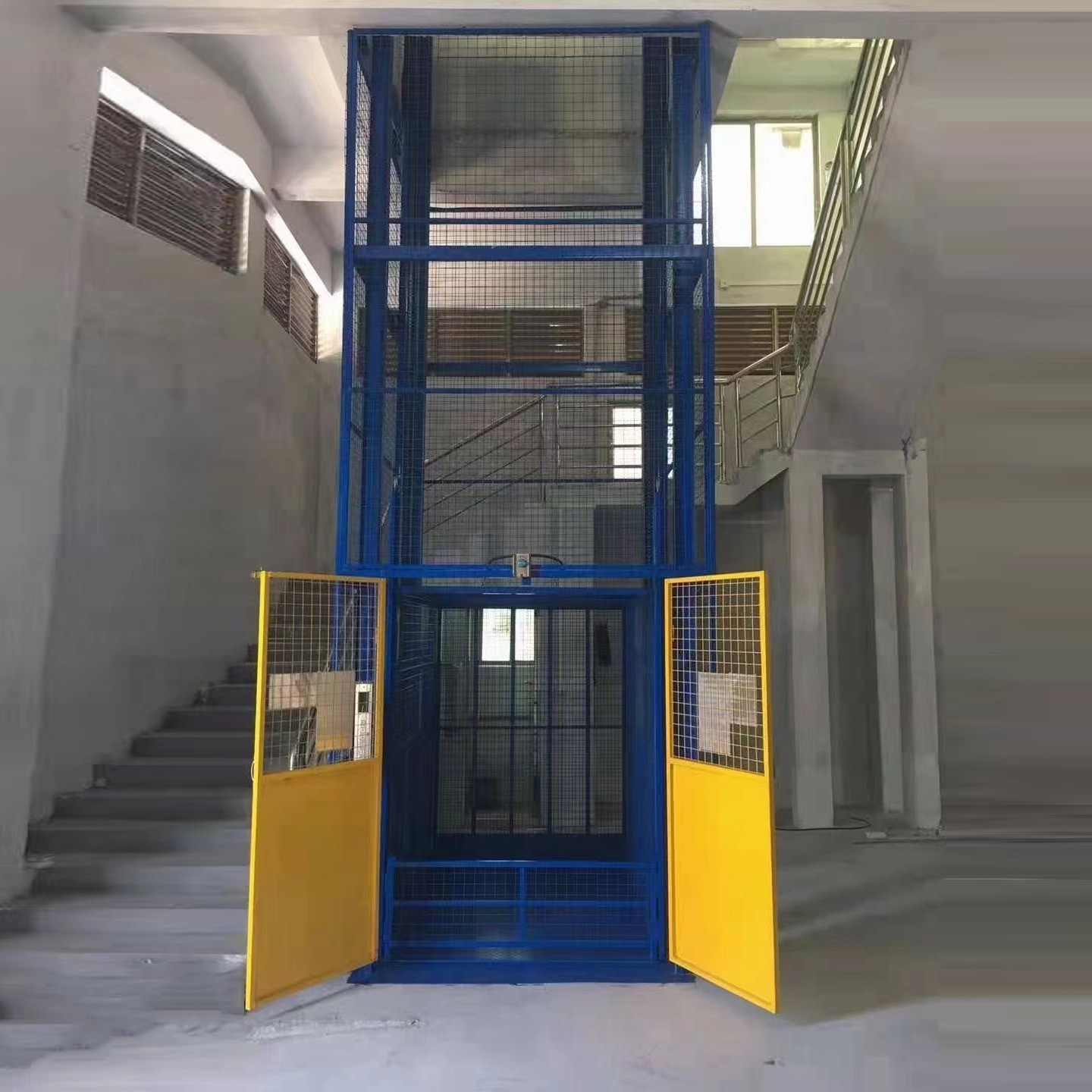 液壓升降機(jī)的升降速度是多少？